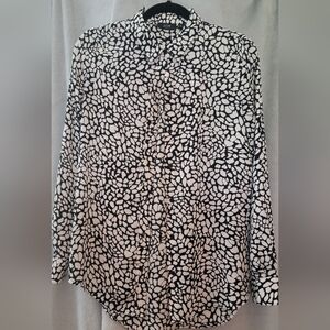 Black and white print blouse
